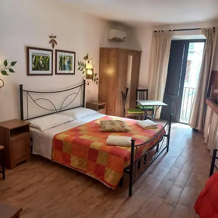 Antico Borgo - A Due Passi Dalle Gole Alcantara *