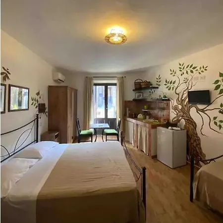Апартаменты Antico Borgo - A Due Passi Dalle Gole Alcantara Мотта-Камастра