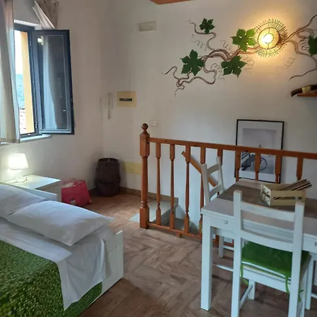 Antico Borgo - A Due Passi Dalle Gole Alcantara Мотта-Камастра